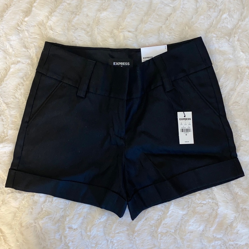 Express NWT midi mid rise black stretch shorts